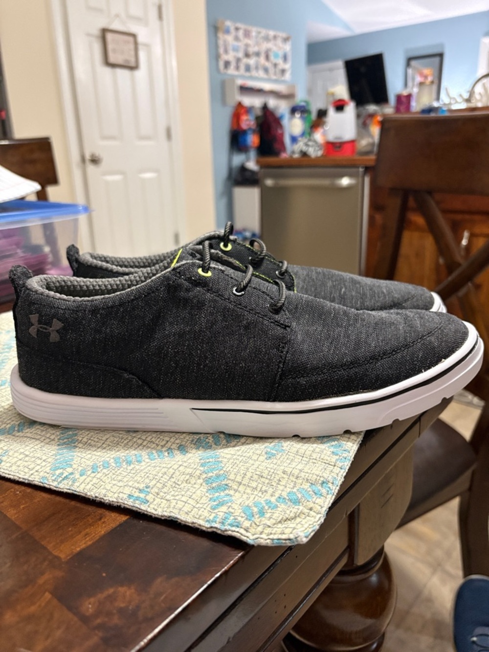 Under Armour Men's Casual Sneakers